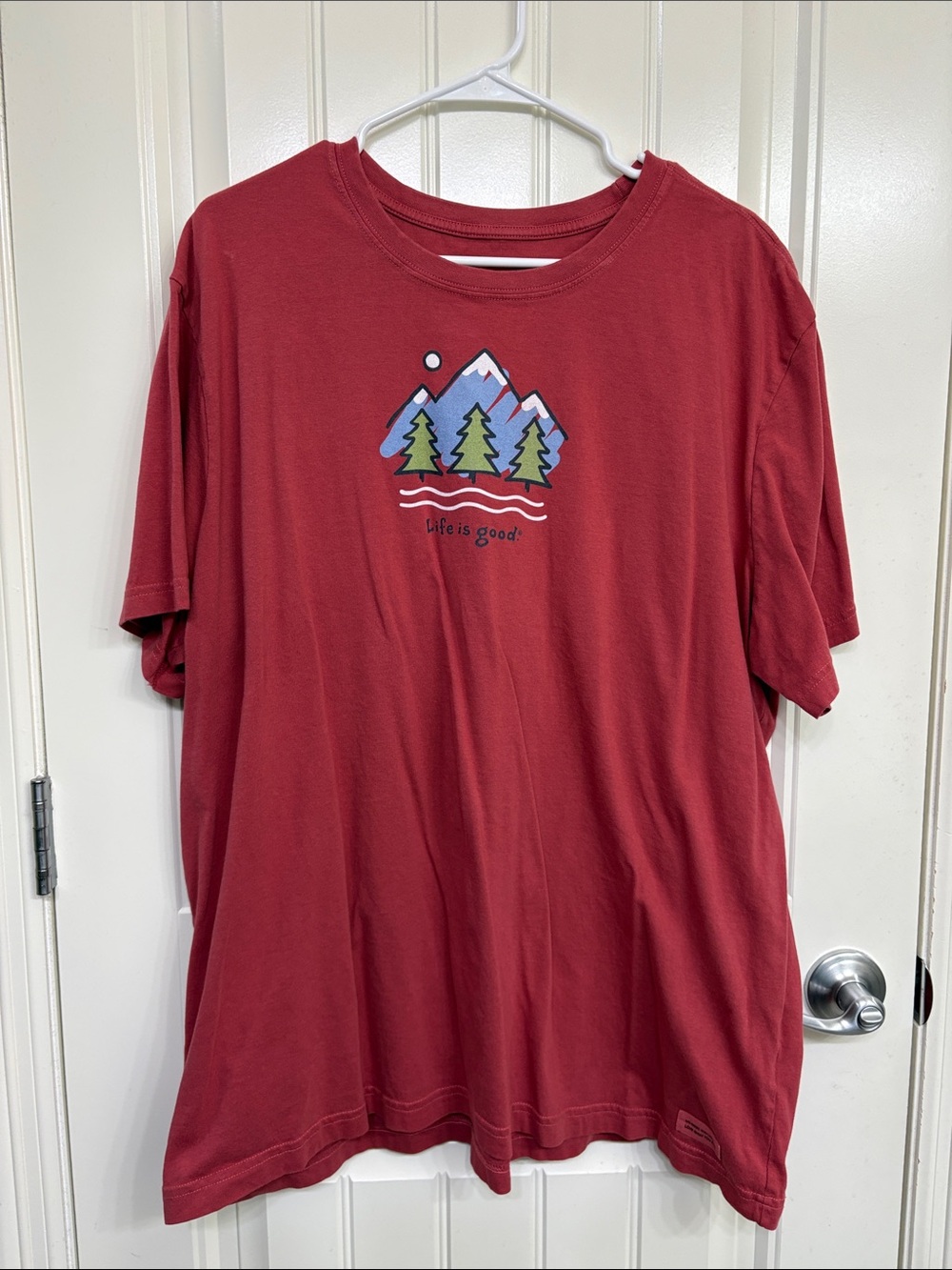 Life Is Good Red Mountain & Trees Short Sleeve Tee
